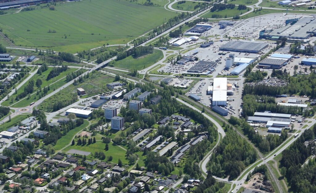 Mikkolan kaupunginosaa ilmakuvassa