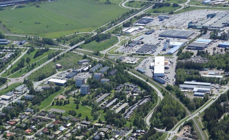 Mikkolan kaupunginosaa ilmakuvassa