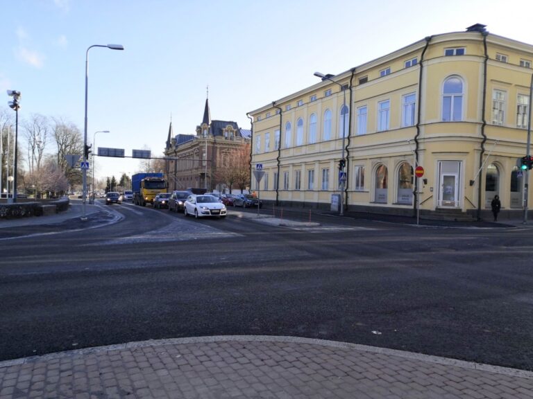 Hallituskadun ja Yrjönkadun risteys