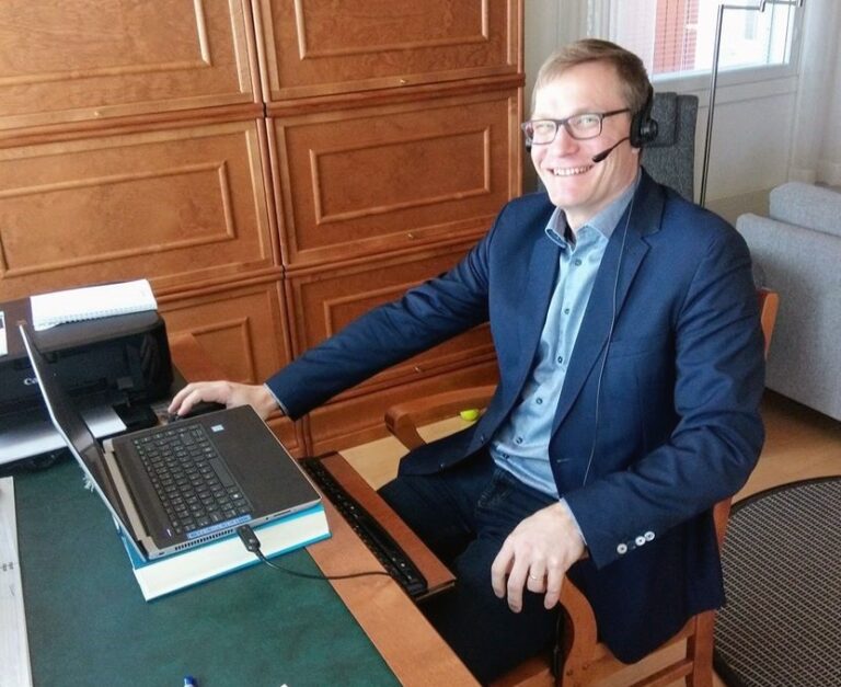 Heikki Honkanen_ kuva Vilho Honkanen_vaaka