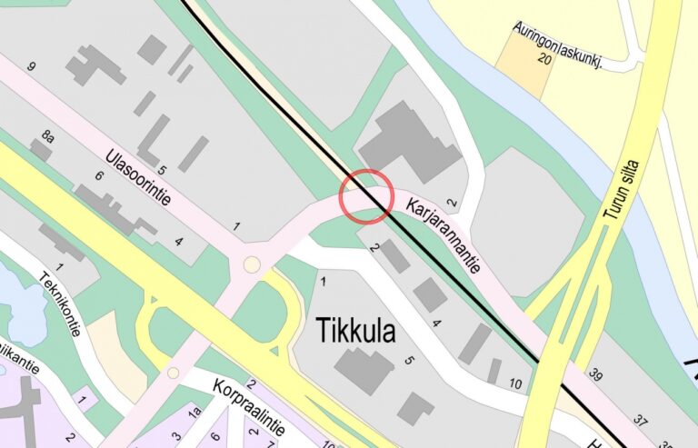 Karttakuva Karjarannantien tasoristeyksestä