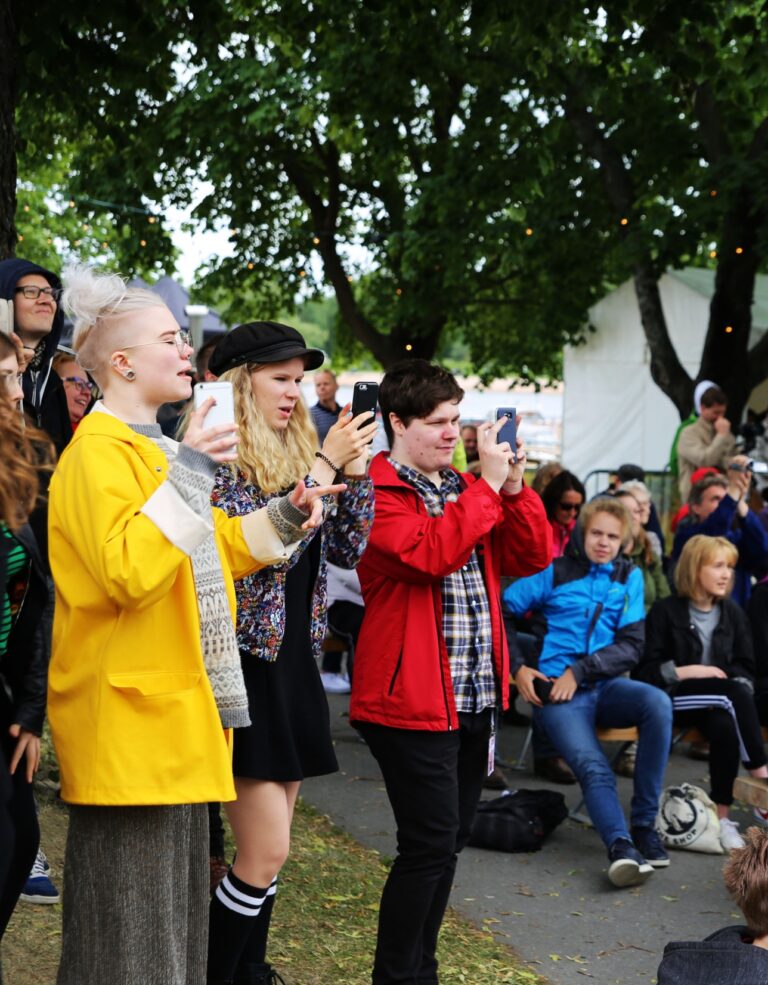 Konsertin kuuntelijat