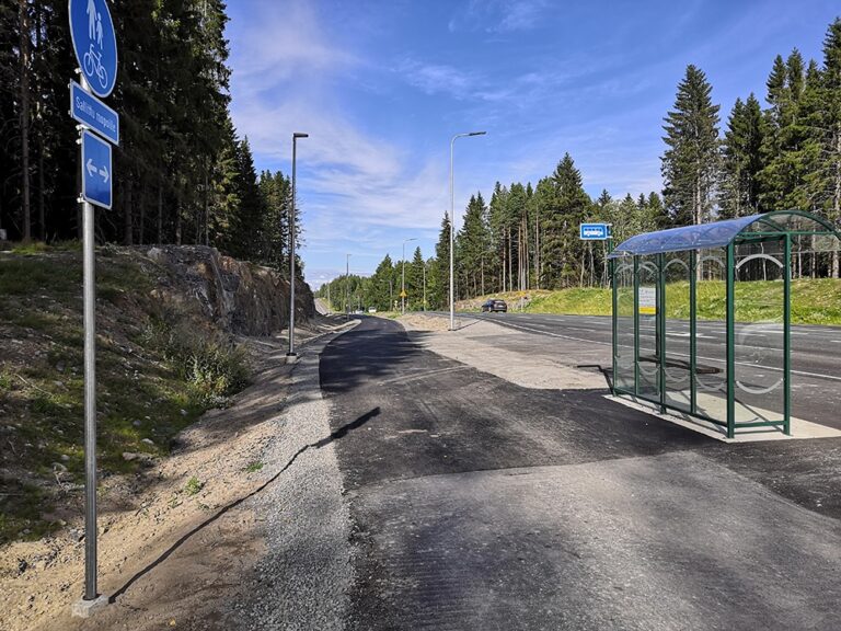 Söörmarkun ja Noormarkun välinen kevyen liikenteen väylä
