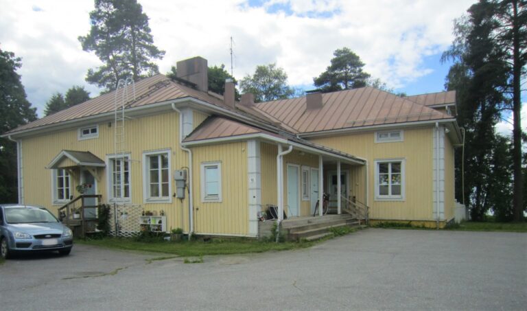 Lavian lääkärintalo