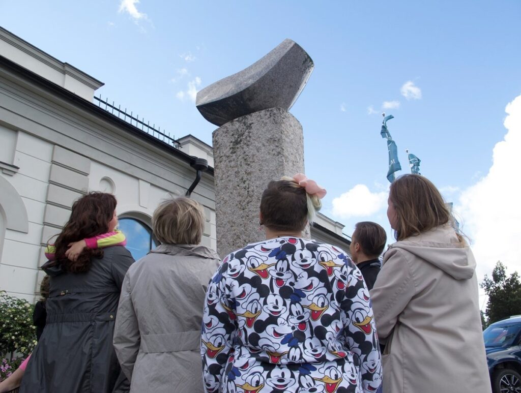 Harry Kivijärven Lokki-veistos Porin Etelärannassa