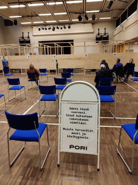 kuvassa Porin nuorisotalon sisätilat