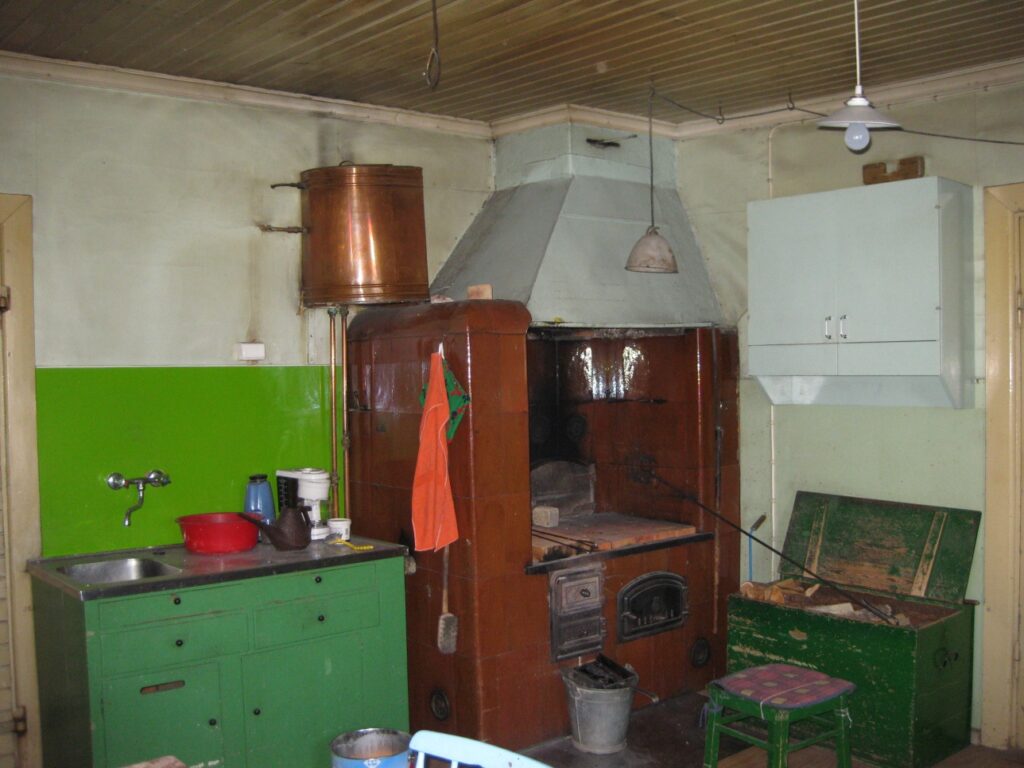 Keittiö vanhaan taloon