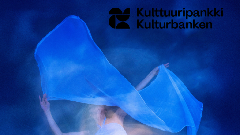 Sinisävyinen kuva jossa tanssija ja teksti kulttuuripankki