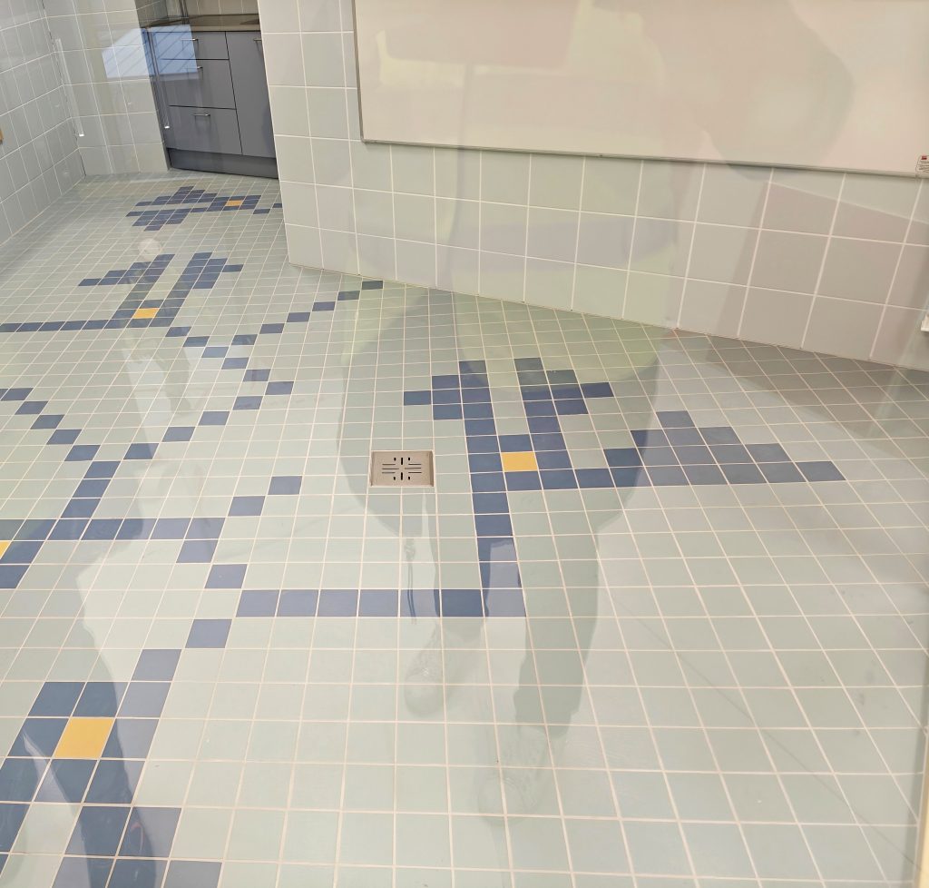 Lattialaattakuviointi Päiväkoti Koivistoisessa