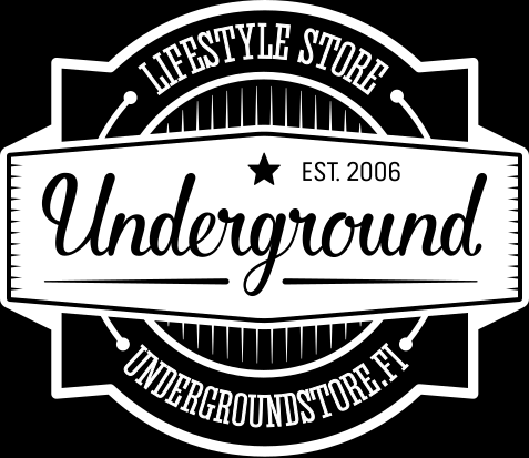 Kuvassa on Undergroundin logo. Musta tausta, valkoiset ääriviivat ja teksti, jossa lukee “Lifestyle store” ja “Undergroundstore.fi”. Logossa kerrotaan myös liikkeen perustamisvuosi, eli 2006.